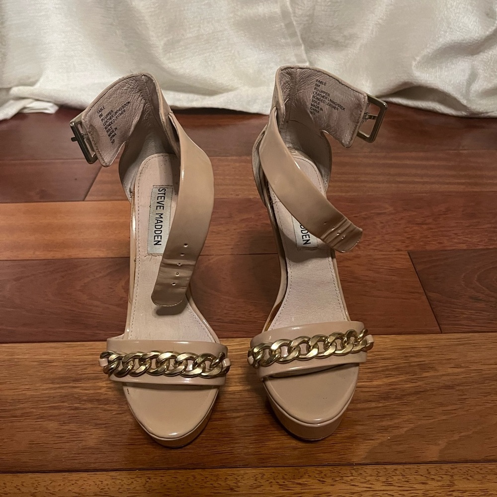Steve Madden Beige Heels